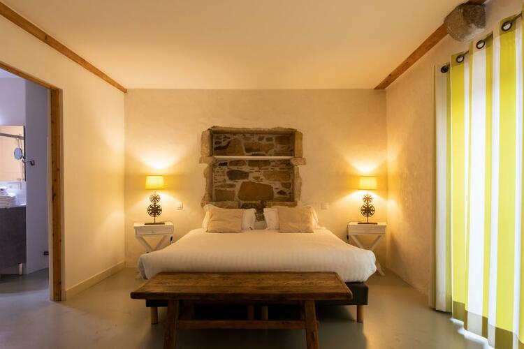 Séjournez dans une chambre double deluxe confortable à Ascain  - Hôtel Alaïa Ascain